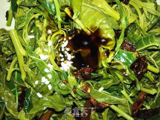 凉拌香椿芽的做法步骤：5