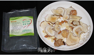海底椰南北杏糖水的做法步骤：1