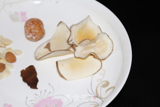 海底椰南北杏糖水的做法步骤：3