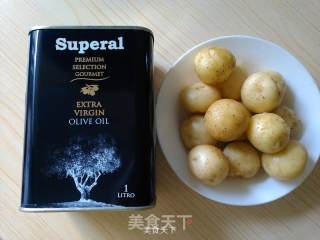 橄榄油香煎小土豆的做法步骤：1