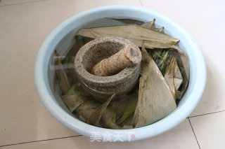 鲜肉粽的做法步骤：3