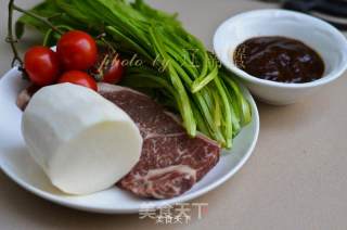 黑椒牛排的做法步骤：1
