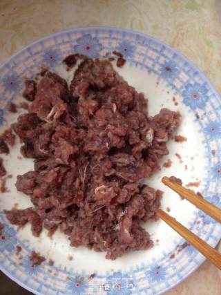 沙嗲煲牛肉的做法步骤：1