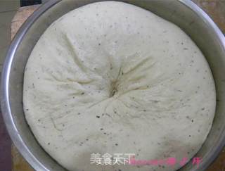 香葱豆渣小餐包的做法步骤：3