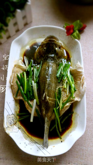 清蒸鲈鱼—私房做法的做法步骤：9