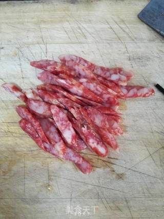 广式腊肠煲仔饭的做法步骤：3
