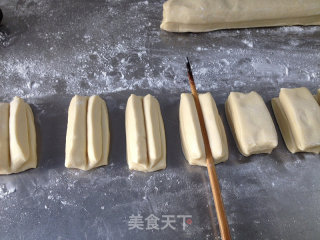 香酥油条的做法步骤：10