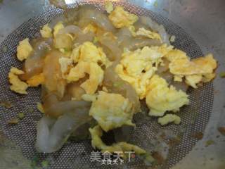 凉粉炒鸡蛋的做法步骤：7