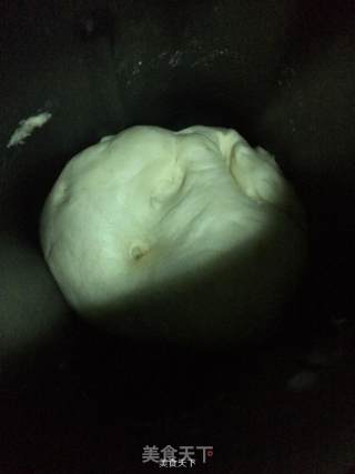 葱香花卷的做法步骤：5