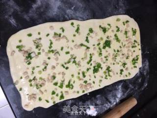 葱香花卷的做法步骤：8