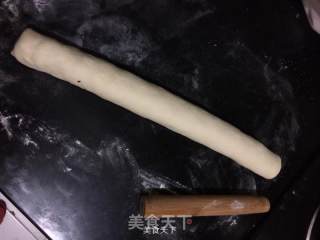 葱香花卷的做法步骤：11