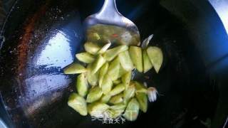黄瓜炒木耳的做法步骤：3