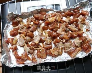 核桃烤鸡披萨的做法步骤：3
