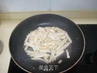 白灵菇榨菜炒肉丝的做法步骤：7