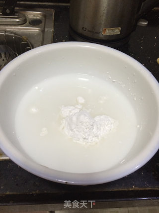 营养早餐：自制猪肉肠的做法步骤：5