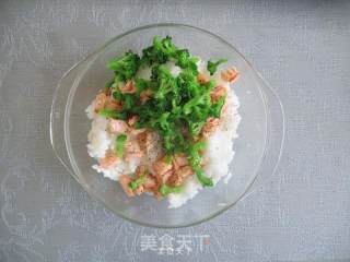日式三文鱼饭团的做法步骤：8