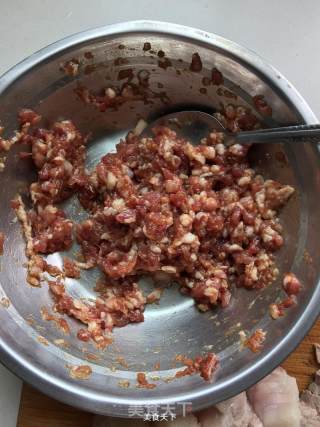 山寨老狼甏肉干饭的做法步骤：2