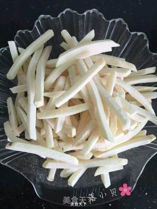 炸薯条的做法步骤：5