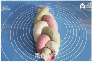 三色土司的做法步骤：9
