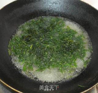 鸡蛋瘦肉艾叶汤的做法步骤：5