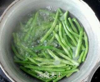 豆角沾片子的做法步骤：3