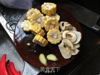 虫草花鸡汤的做法步骤：5