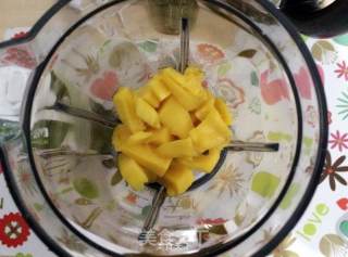 芒果奶昔的做法步骤：1