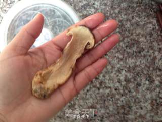 松茸生炒糯米饭的做法步骤：5