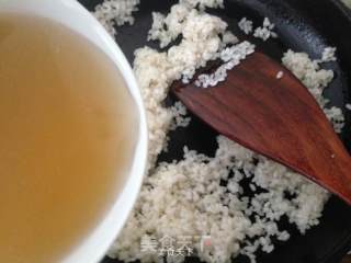 松茸生炒糯米饭的做法步骤：13