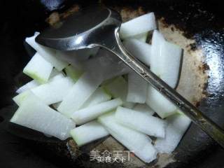 油面筋青菜冬瓜汤的做法步骤：2