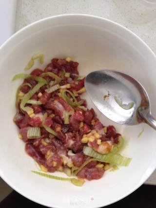 滋补羊肉粥的做法步骤：1