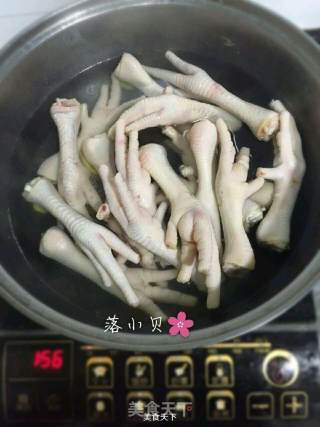 酱醋鸡爪的做法步骤：4