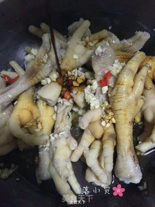 酱醋鸡爪的做法步骤：9