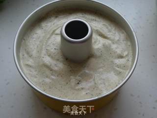 黑芝麻戚风蛋糕----加了黑芝麻的戚风有种特别的香味的做法步骤：6