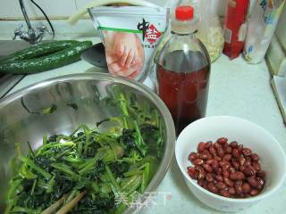 花生拌菠菜的做法步骤：3