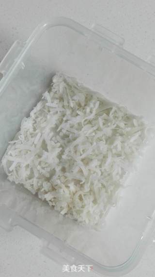 椰丝牛奶凉糕的做法步骤：2