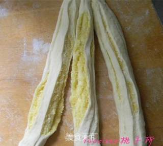 椰蓉辫子吐司的做法步骤：8