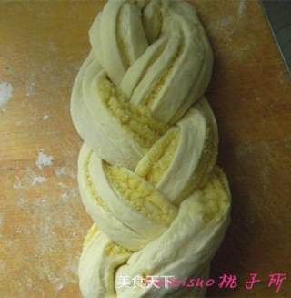 椰蓉辫子吐司的做法步骤：9