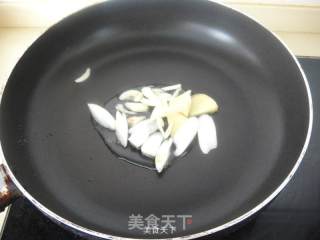 红烧鲳鱼的做法步骤：6