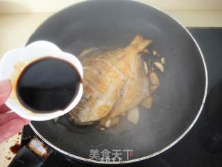 红烧鲳鱼的做法步骤：8