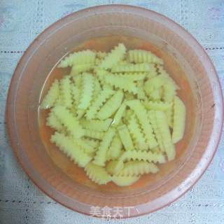 孜然土豆的做法步骤：2