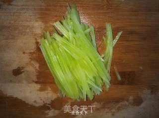 素鳝丝的做法步骤：4