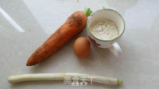 胡萝卜丝饼的做法步骤：1