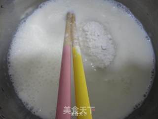 椰香牛奶凉糕的做法步骤：3