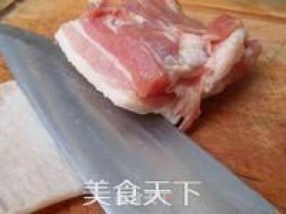 酥肉的做法步骤：1
