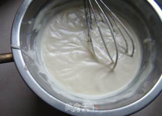 红心火龙果冻芝士双色慕斯的做法步骤：4