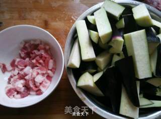 肉末烧茄子的做法步骤：1