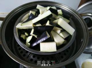 肉末烧茄子的做法步骤：2