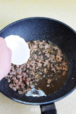 十分钟的美味大菜—海参肉沫豆腐的做法步骤：6