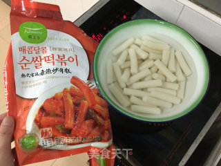 韩式香辣炒年糕的做法步骤：3